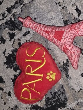 Red Paris Heart Plush Dog Toy with Embroidered Paw - Unbranded